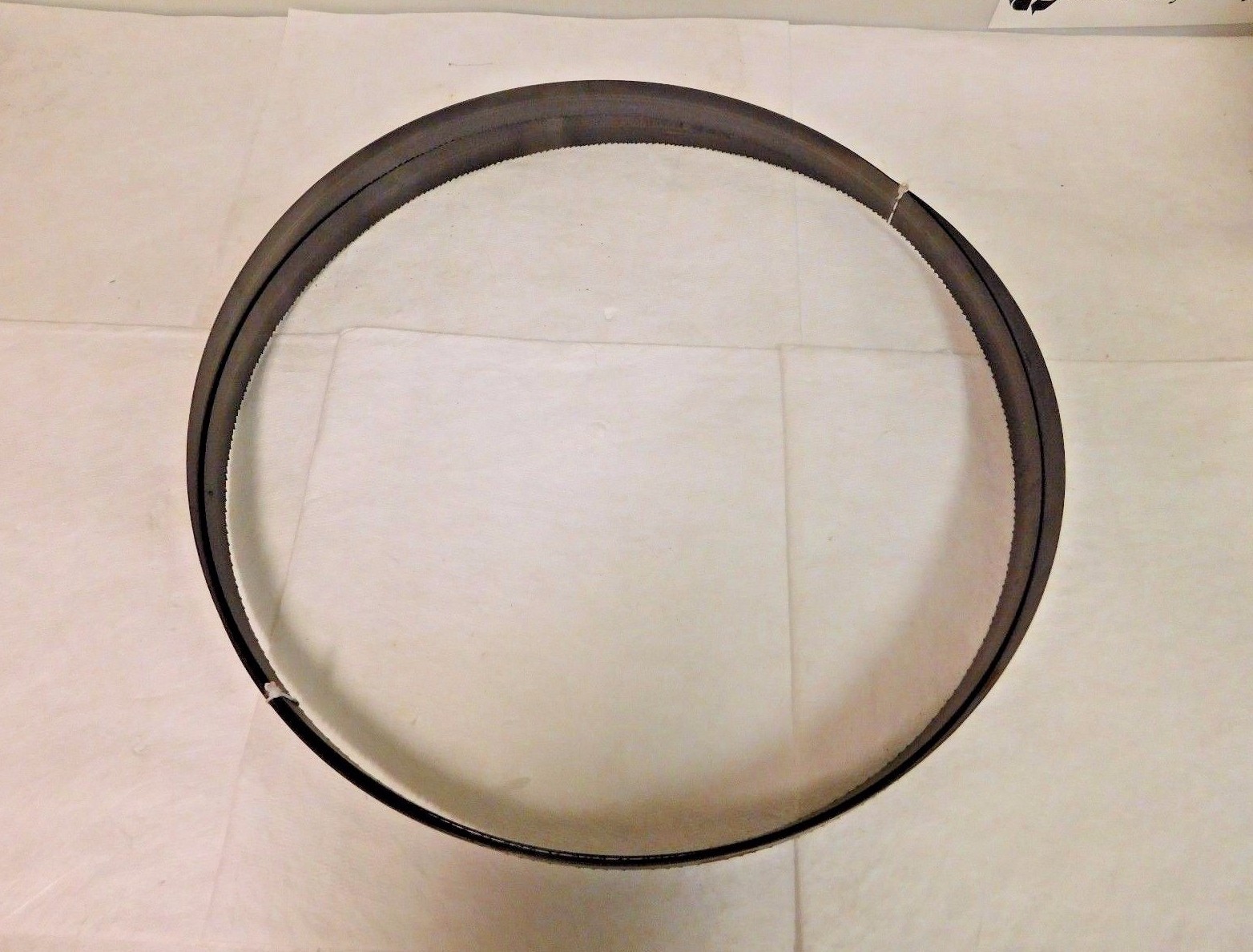 Irwin Welded Band Saw Blade 16′ L x 1-1/4″ W x 0.042″ Thick 5 to 8 TPI 1788071