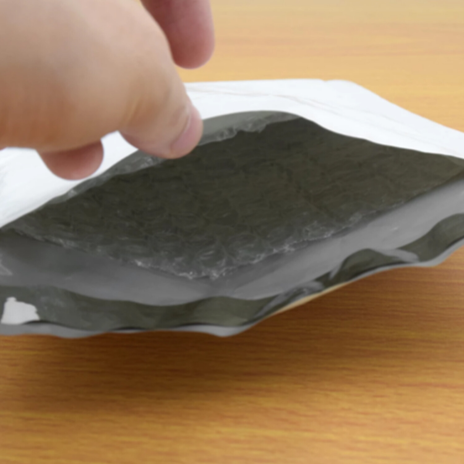 12.5″ x 18″ Poly Self Seal Bubble Mailer Padded Envelope #6 50,100,250, 500,1000