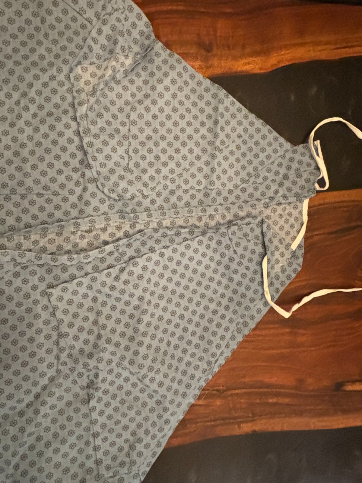 Unisex Adult 48″ Long Hospital Gown Blue 2 TIes Short Sleeve Helm Nautical